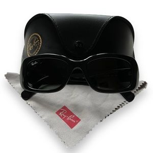 Ray-Ban RB4122 Sunglasses